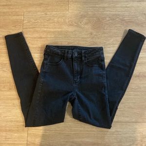Black American Eagle Skinny Jeans